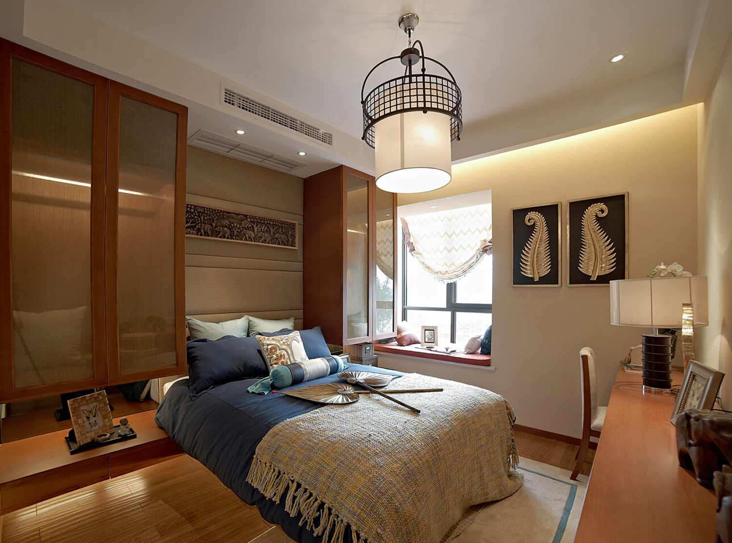 卧室-灯光的变化体现了稳重及豪华感。