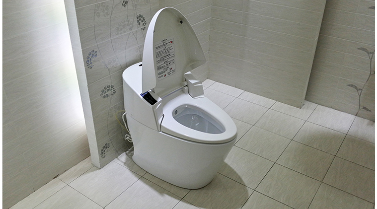 维卫卫浴(vivi)智能马桶座便喷射虹吸智多功能坐便器kt-100-177;卫浴